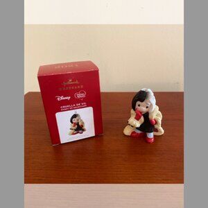 Cruella De Vil Precious Moments Hallmark Keepsake Ornament